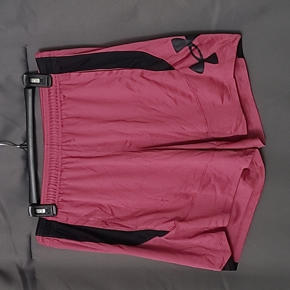 Under Armour Shorts Women's Size Large Loose Heat Gear Athletic Shorts